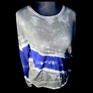 Woman’s long sleeve